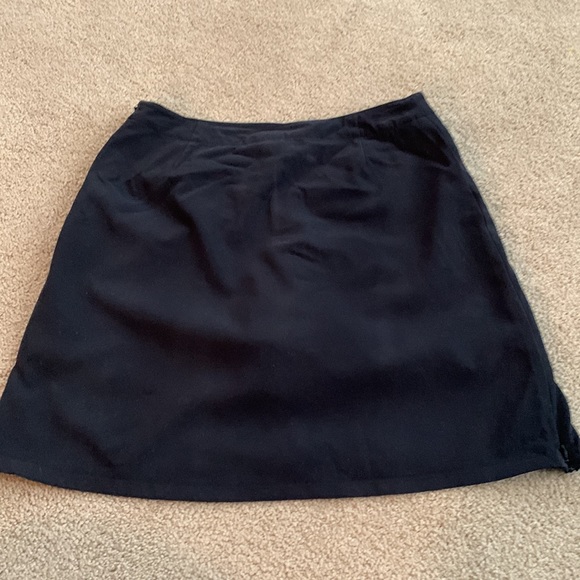 Patagonia pataloha skirt with shorts attached - Picture 5 of 10
